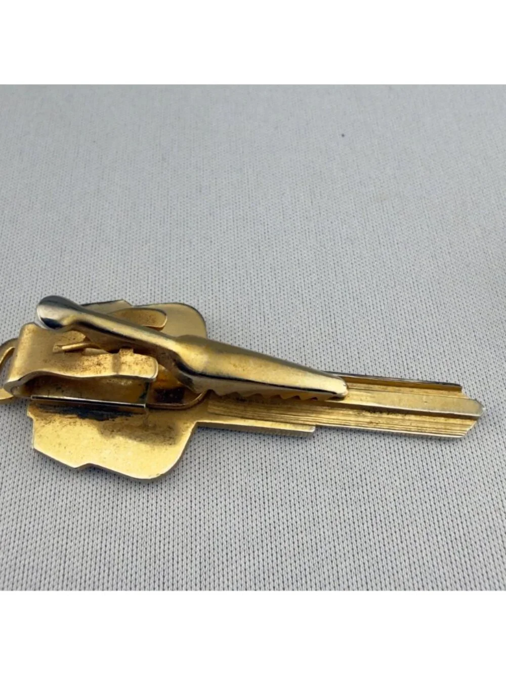 Vintage Gold Tone Key Themed Tie Clips Set Of 3 Skeleton Red Enamel